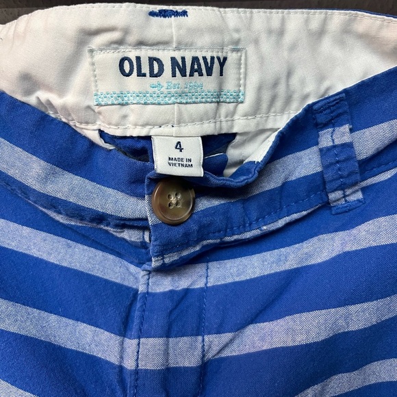 Old Navy Blue Striped Women's Shorts - Picture 2 of 4